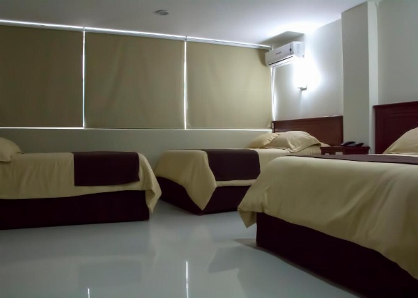 Hotel Latino image 10