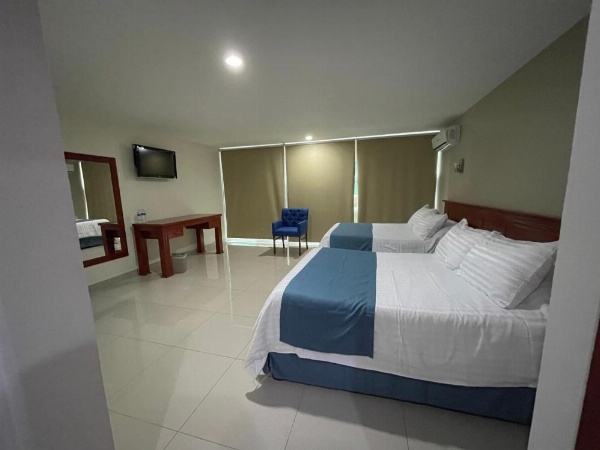 Hotel Latino image 17