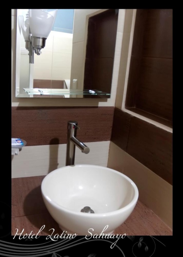 Hotel Latino image 28