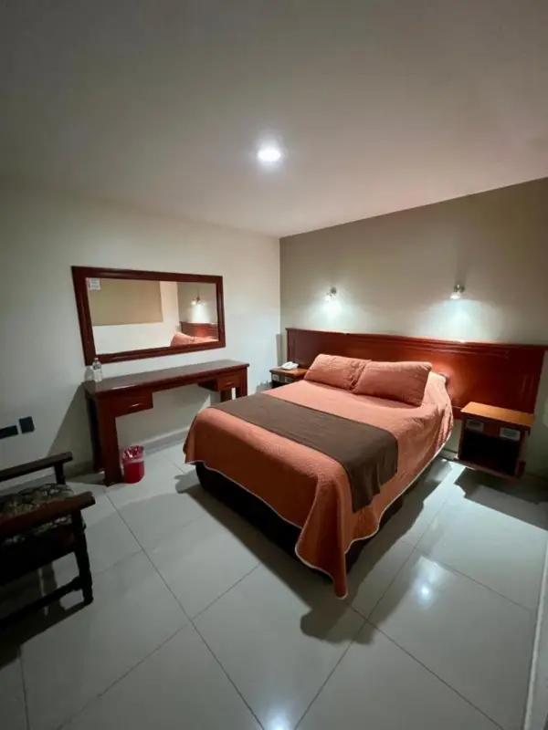 Hotel Latino 5